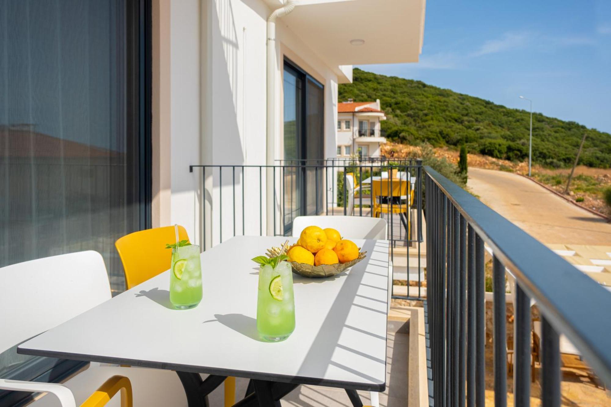 Meri Suite Apart Kas Exterior photo