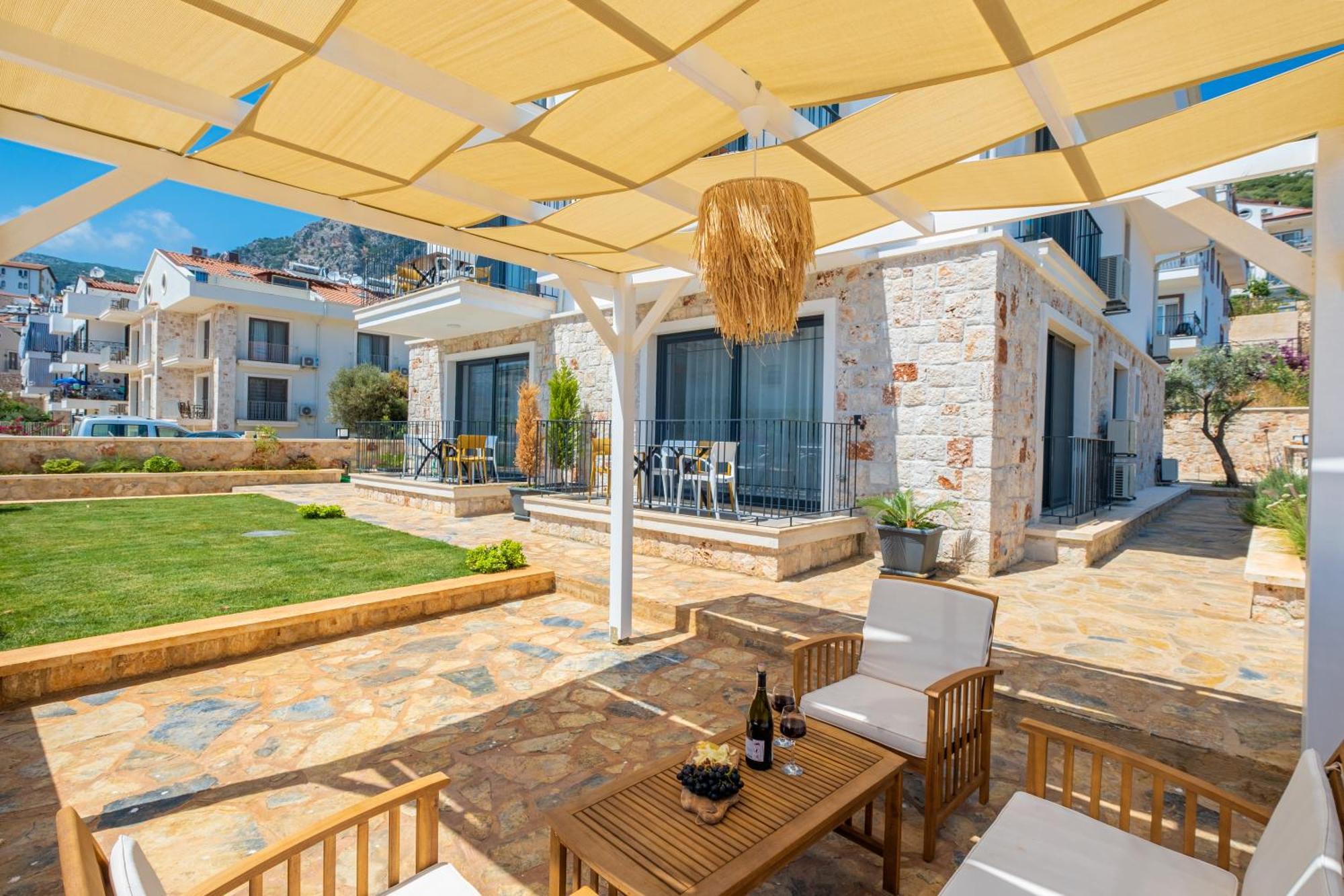 Meri Suite Apart Kas Exterior photo